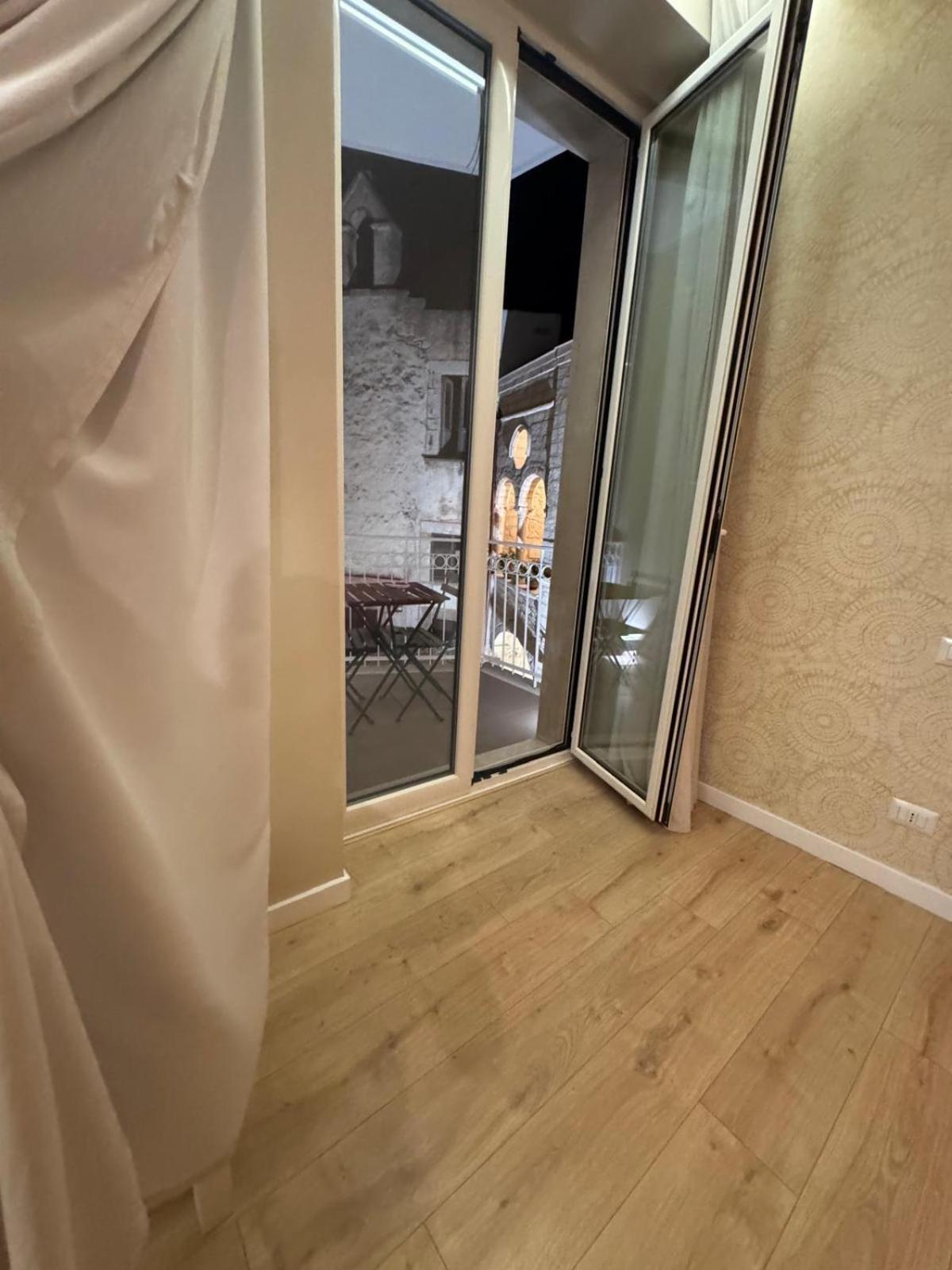 B&B Il Grottino Modugno Bagian luar foto