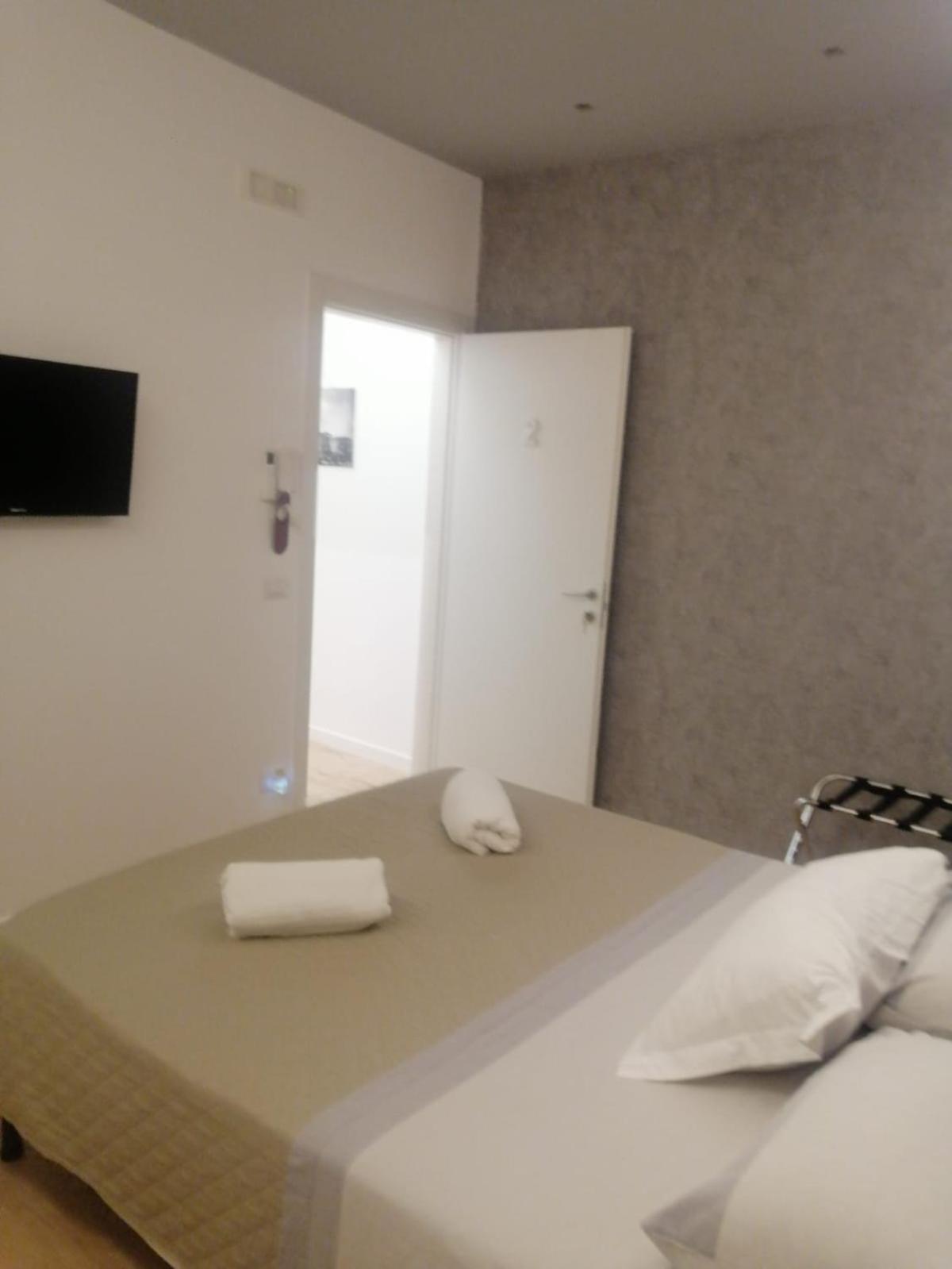 B&B Il Grottino Modugno Bagian luar foto