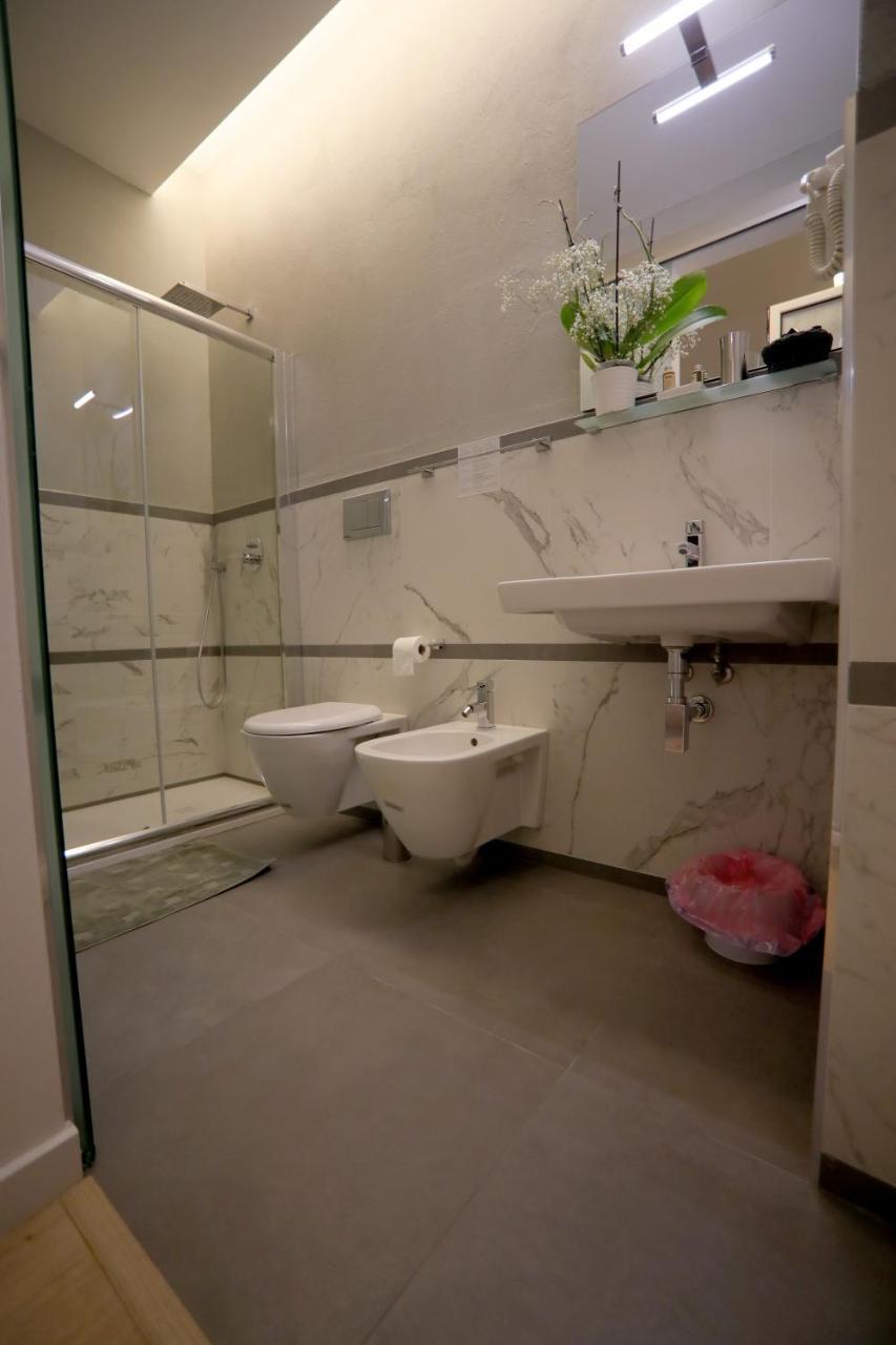 B&B Il Grottino Modugno Bagian luar foto