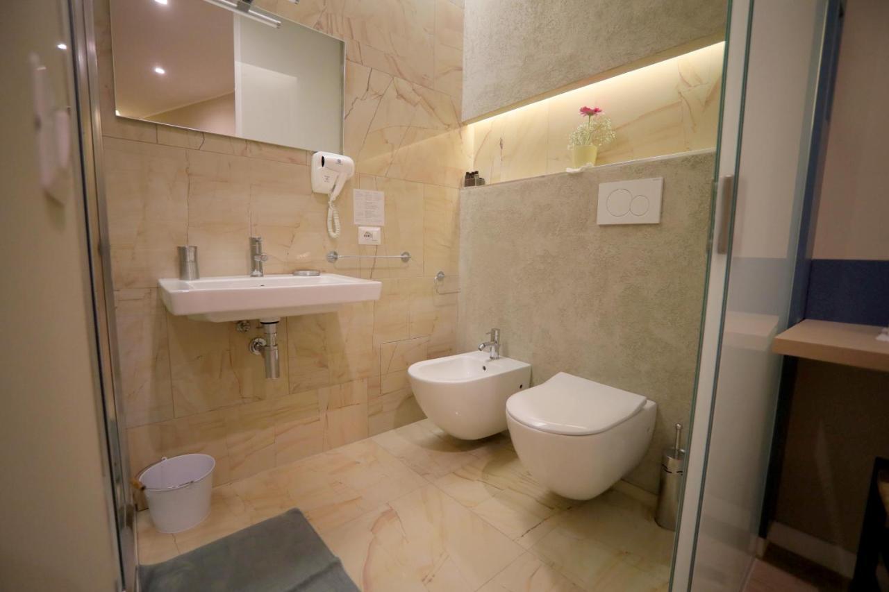 B&B Il Grottino Modugno Bagian luar foto