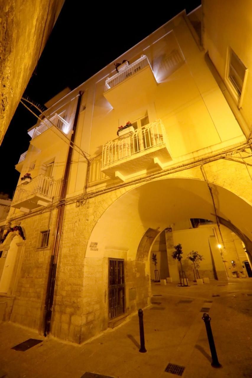 B&B Il Grottino Modugno Bagian luar foto